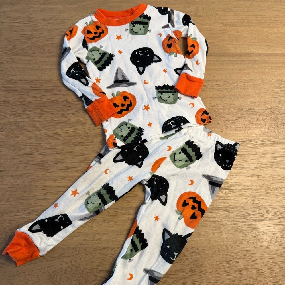 Carter's Halloween Kids Pajama Set - Orange, Black, Green - Picture 2 of 5